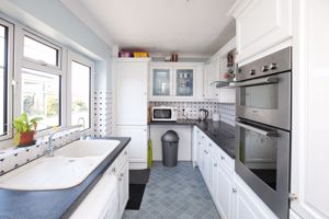 Kitchen- click for photo gallery